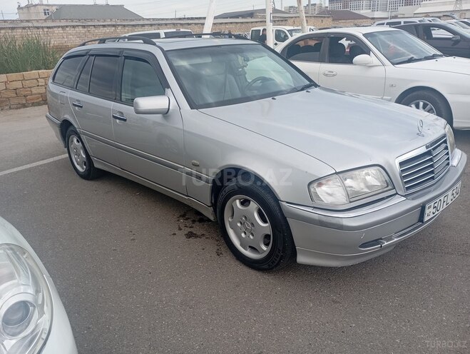 Mercedes C 200-4