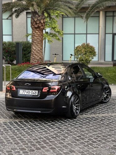 Chevrolet Cruze-2