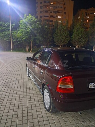 Opel Astra-12