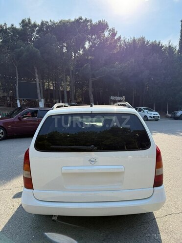 Opel Astra-2