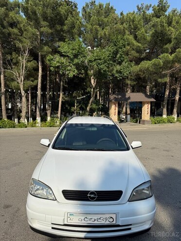 Opel Astra-10