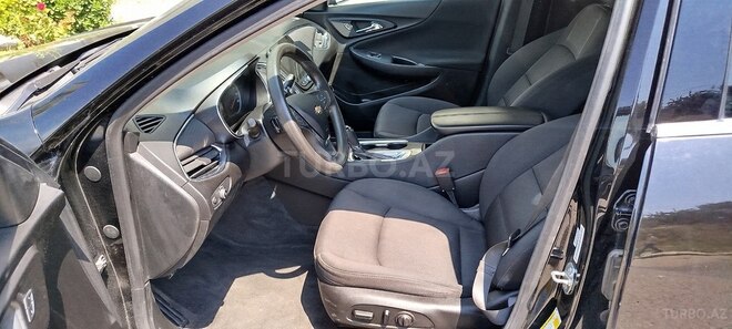 Chevrolet Malibu-8