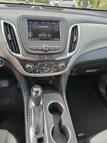 Chevrolet Equinox-12