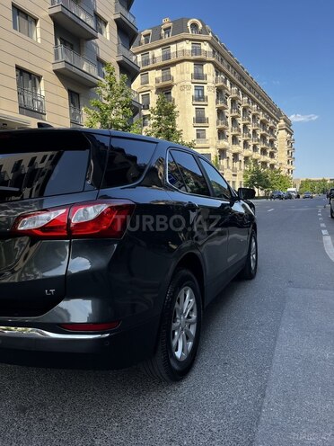 Chevrolet Equinox-8