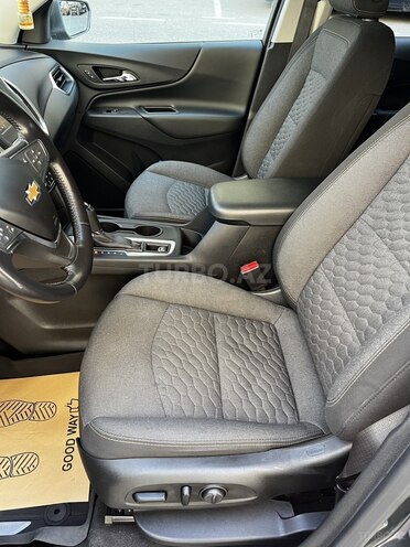 Chevrolet Equinox-12