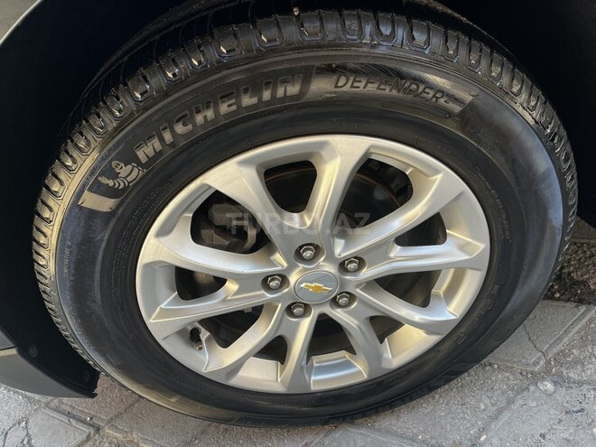 Chevrolet Equinox-21