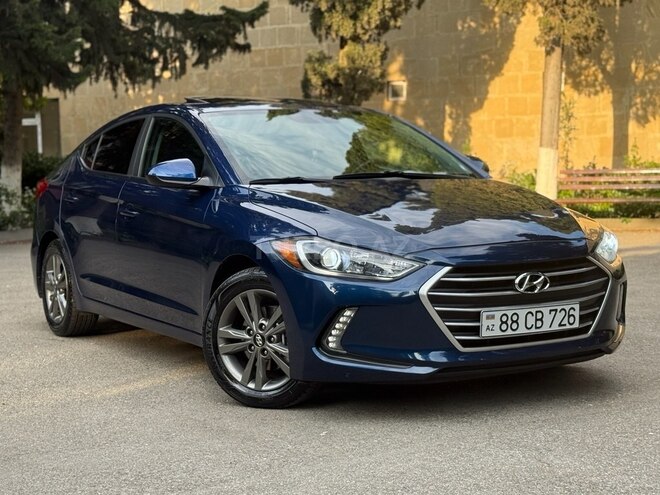 Hyundai Elantra-8