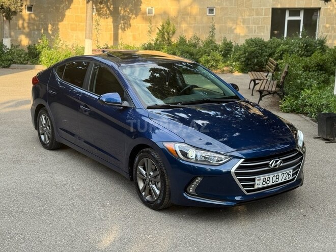 Hyundai Elantra-6