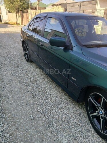 BMW 528-6