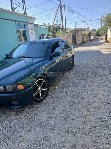 BMW 528-9