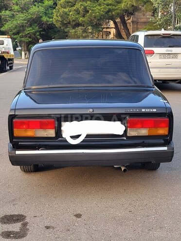 LADA (VAZ) 2107-2