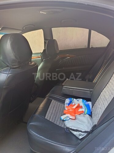 Mercedes E 200-3
