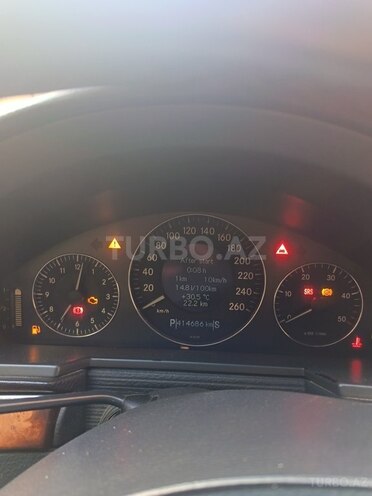 Mercedes E 200-5