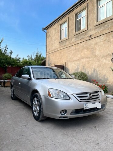 Nissan Altima-6