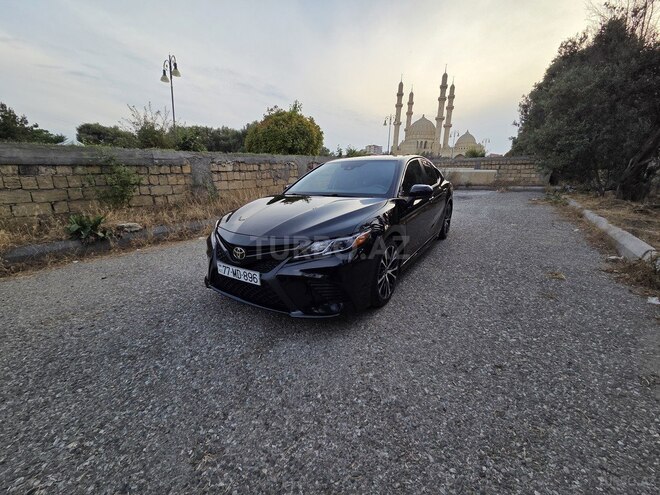 Toyota Camry-3