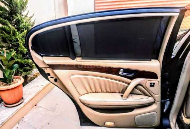 Infiniti Q45-6
