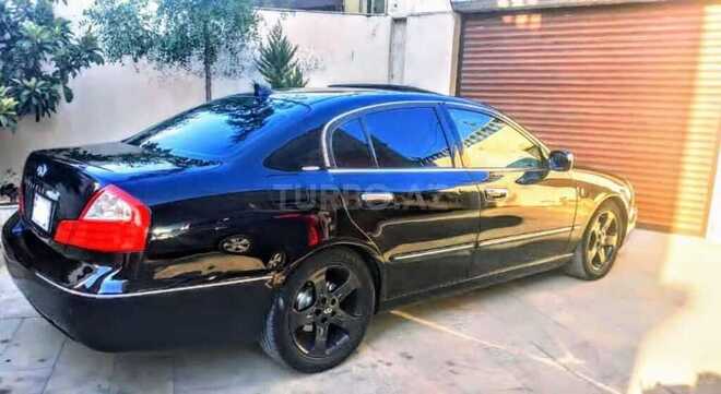 Infiniti Q45-7