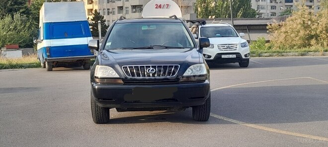 Lexus RX 300-1