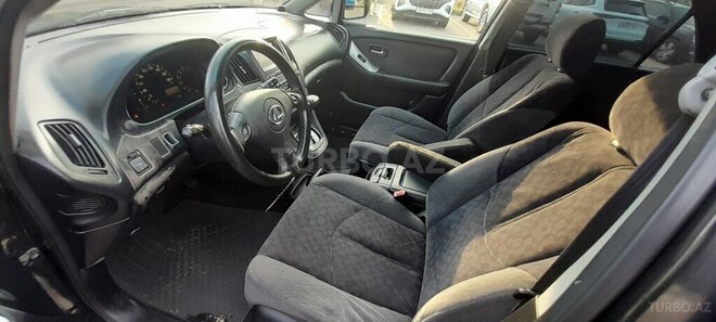 Lexus RX 300-11