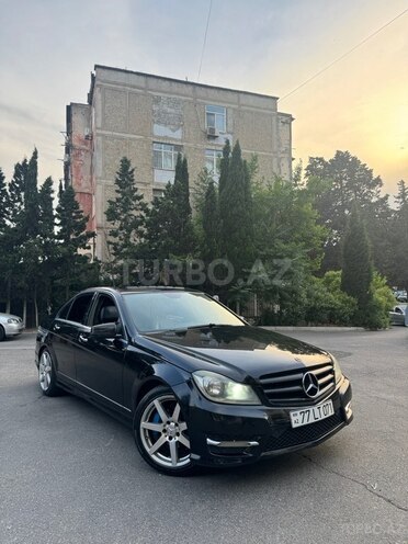 Mercedes C 250-1