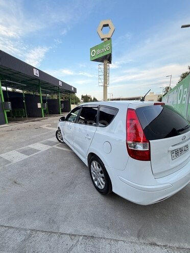 Hyundai i30-10
