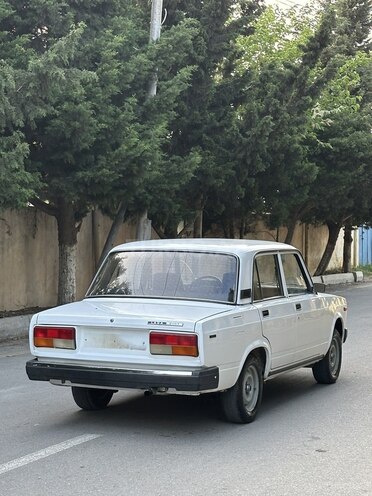 LADA (VAZ) 2107-6