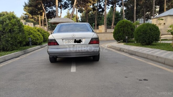 Mercedes 300 D-2