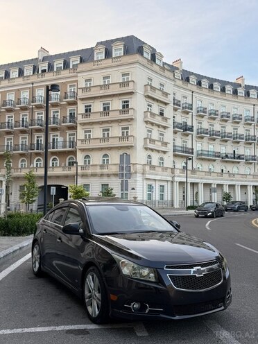 Chevrolet Cruze-1