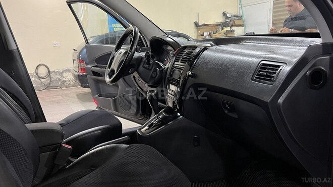 Hyundai Tucson-21