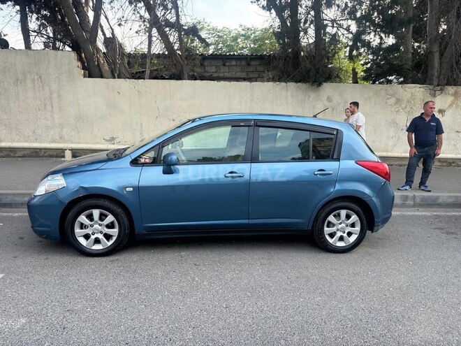 Nissan Tiida-2