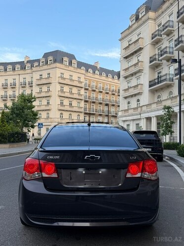 Chevrolet Cruze-4