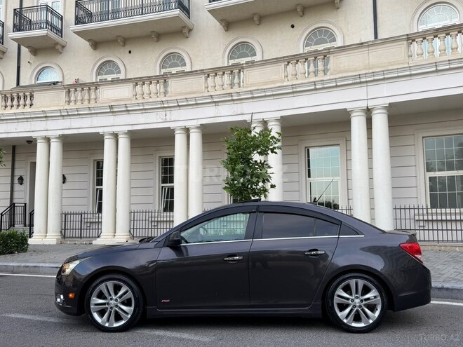 Chevrolet Cruze-8