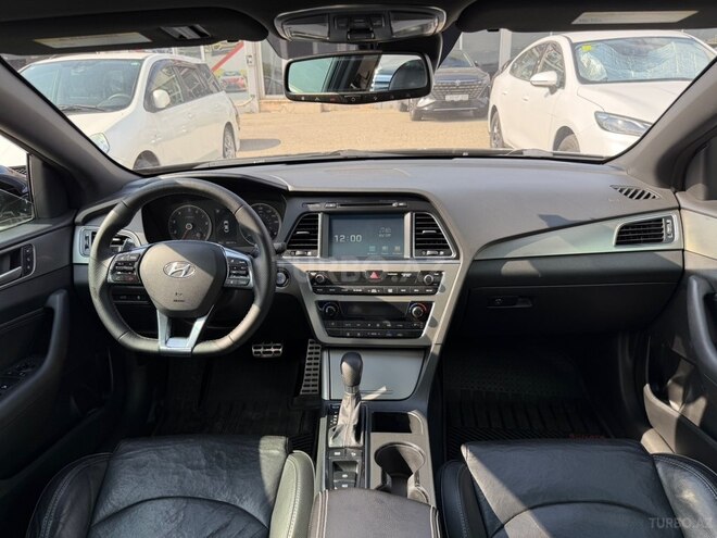 Hyundai Sonata-9