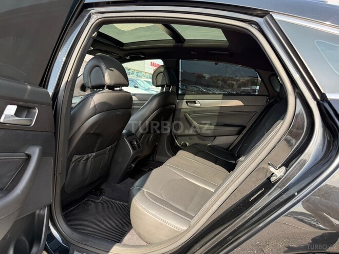 Hyundai Sonata-18
