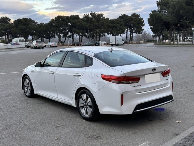 Kia Optima-6