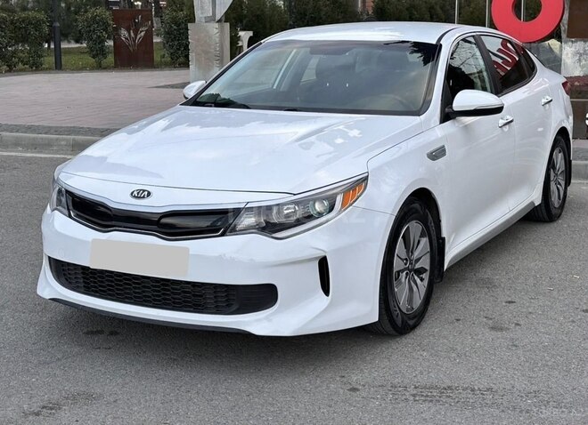 Kia Optima-4