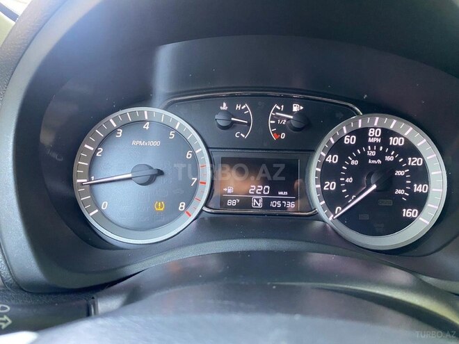 Nissan Sentra-4