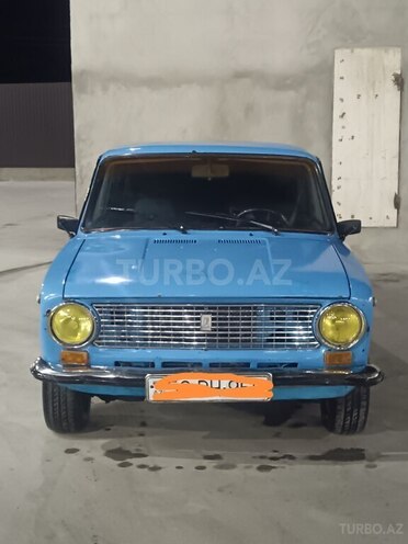 LADA (VAZ) 21011-1