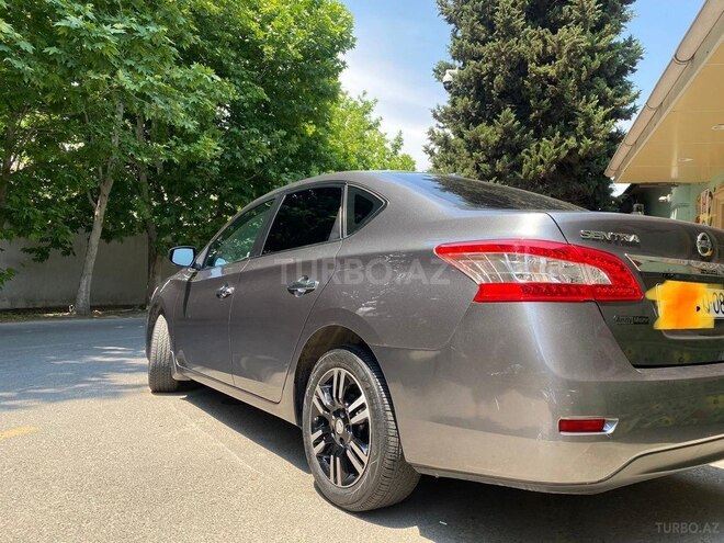 Nissan Sentra-8