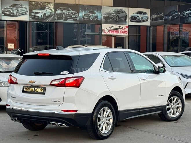 Chevrolet Equinox-5