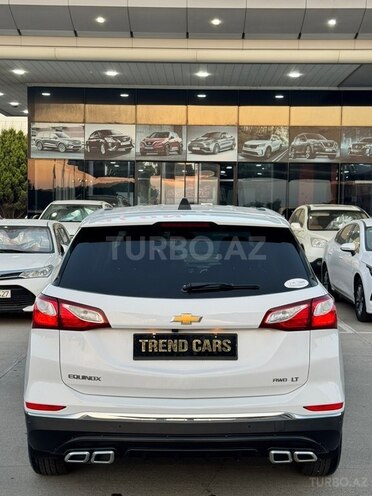 Chevrolet Equinox-7