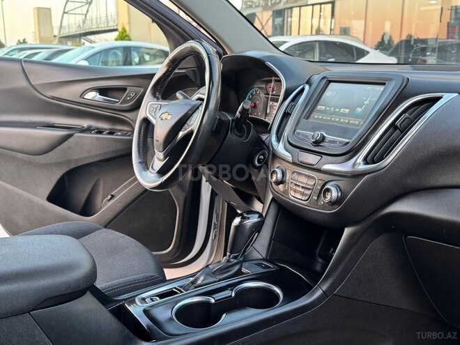 Chevrolet Equinox-12