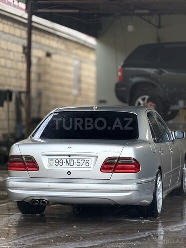 Mercedes E 430-5