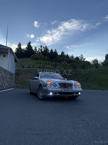 Mercedes E 430-6