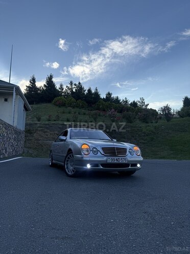 Mercedes E 430-8