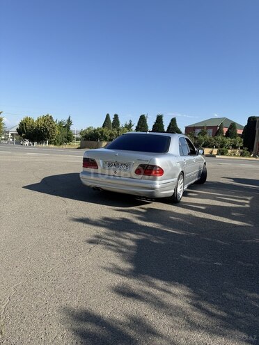 Mercedes E 430-19