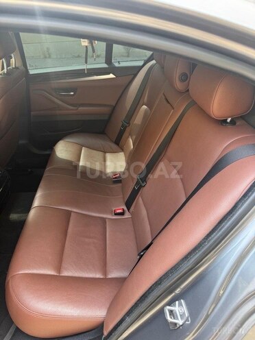 BMW 520d-6