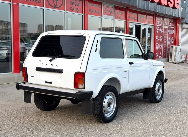 LADA (VAZ) Niva-6