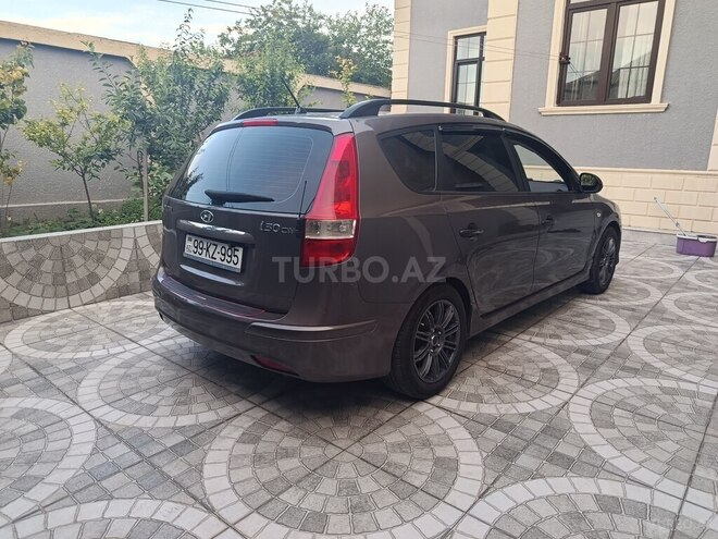 Hyundai i30-4