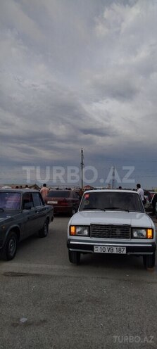 LADA (VAZ) 2107-2